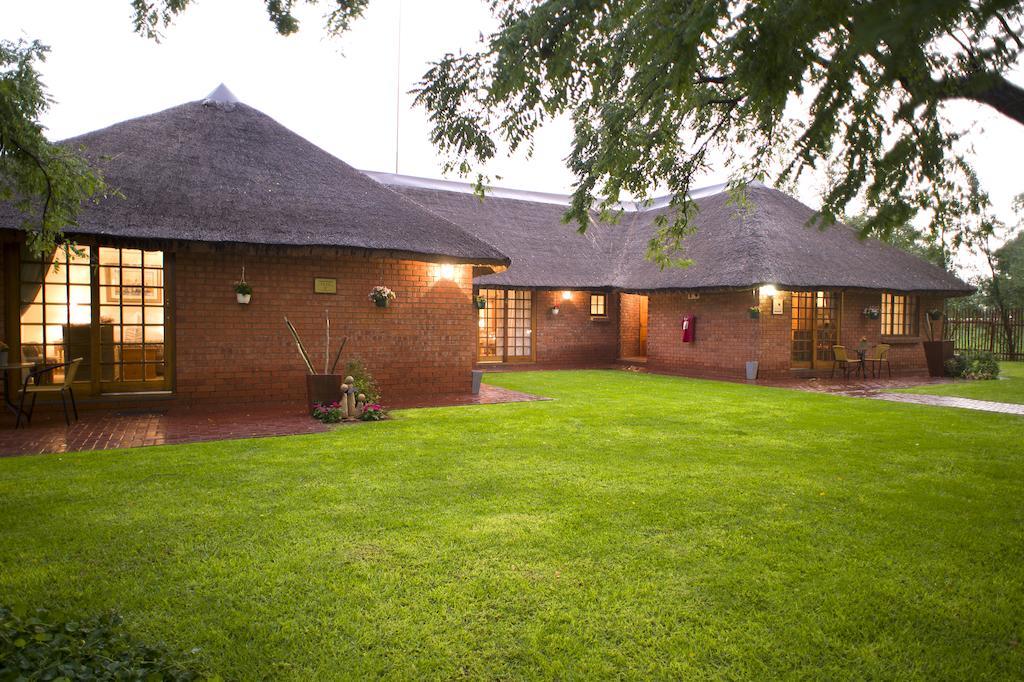 The Willows Guesthouse Блумфонтейн Экстерьер фото