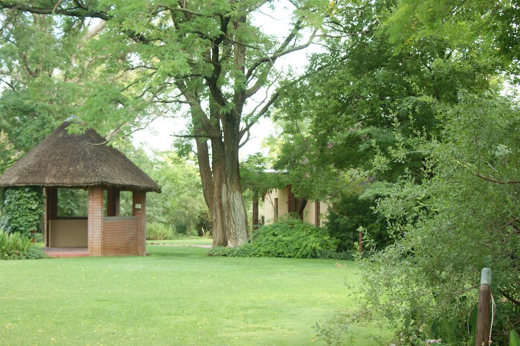 The Willows Guesthouse Блумфонтейн Экстерьер фото